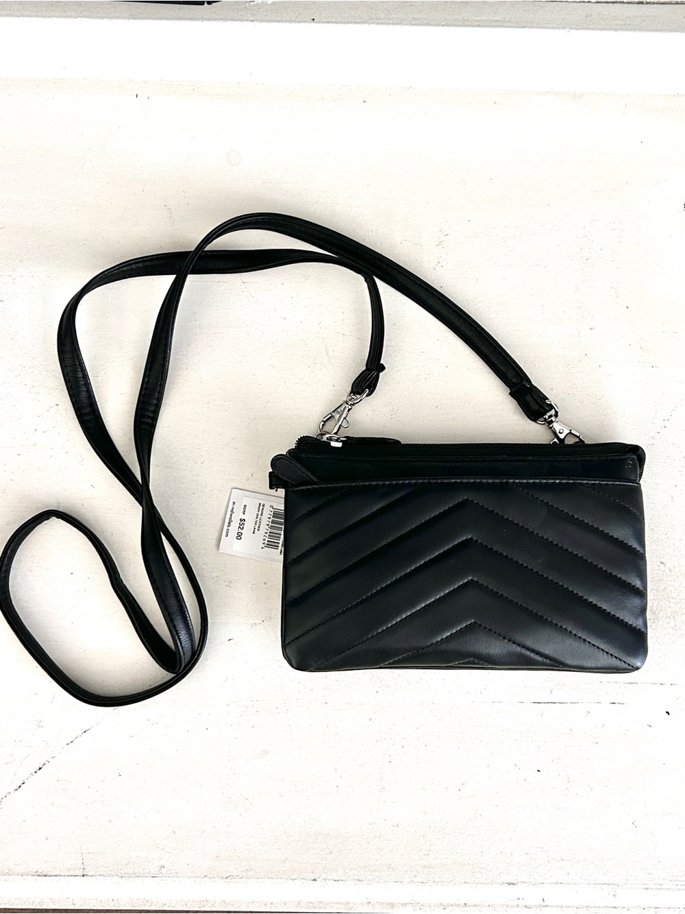 New MUNDI Quilted Chevron Crossbody Bag - Black